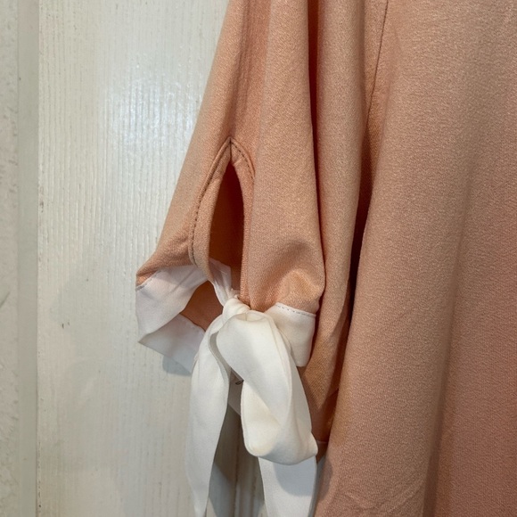 NWOT “MISIA” Layered Look Peach Colored Top Embroidered White Collar - Picture 4 of 6